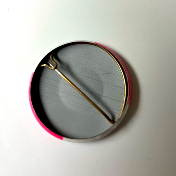 Vintage pins. 80s & 90s - Picture 11 of 15